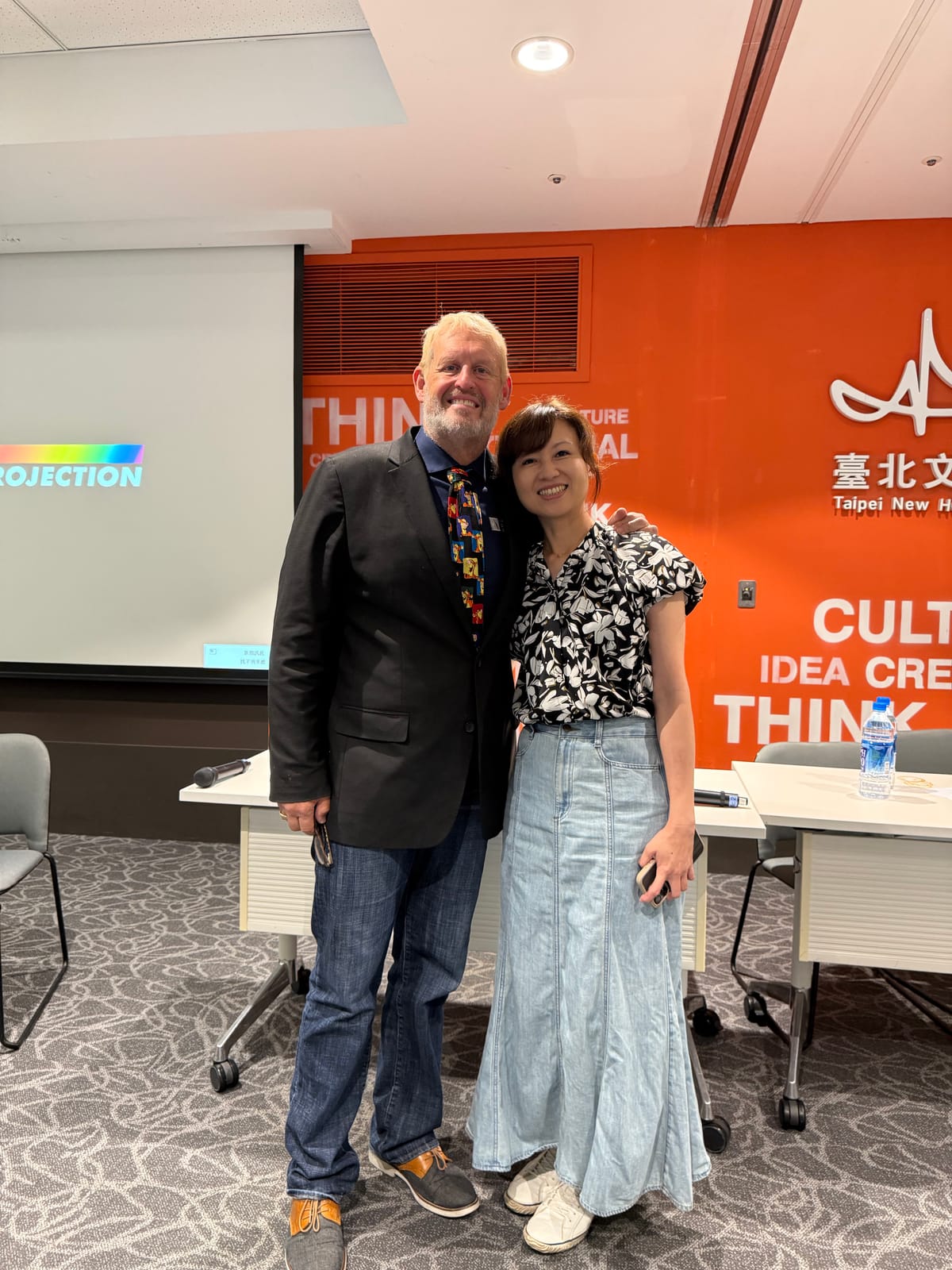 我與 Dr. Brook Niemiec 合影